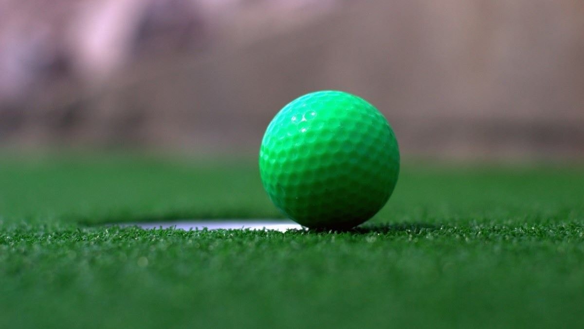 Reverse Loop Golf Swing for Improved Power and Accuracy